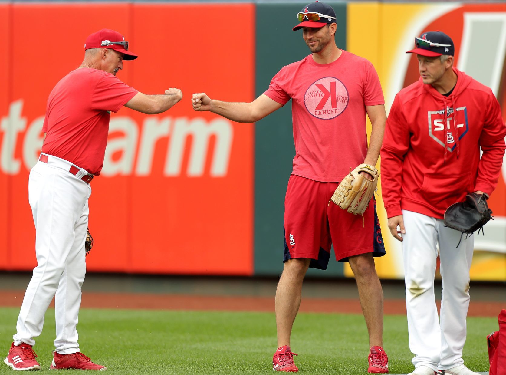 Cards workout before Game 3 curtailed by rain